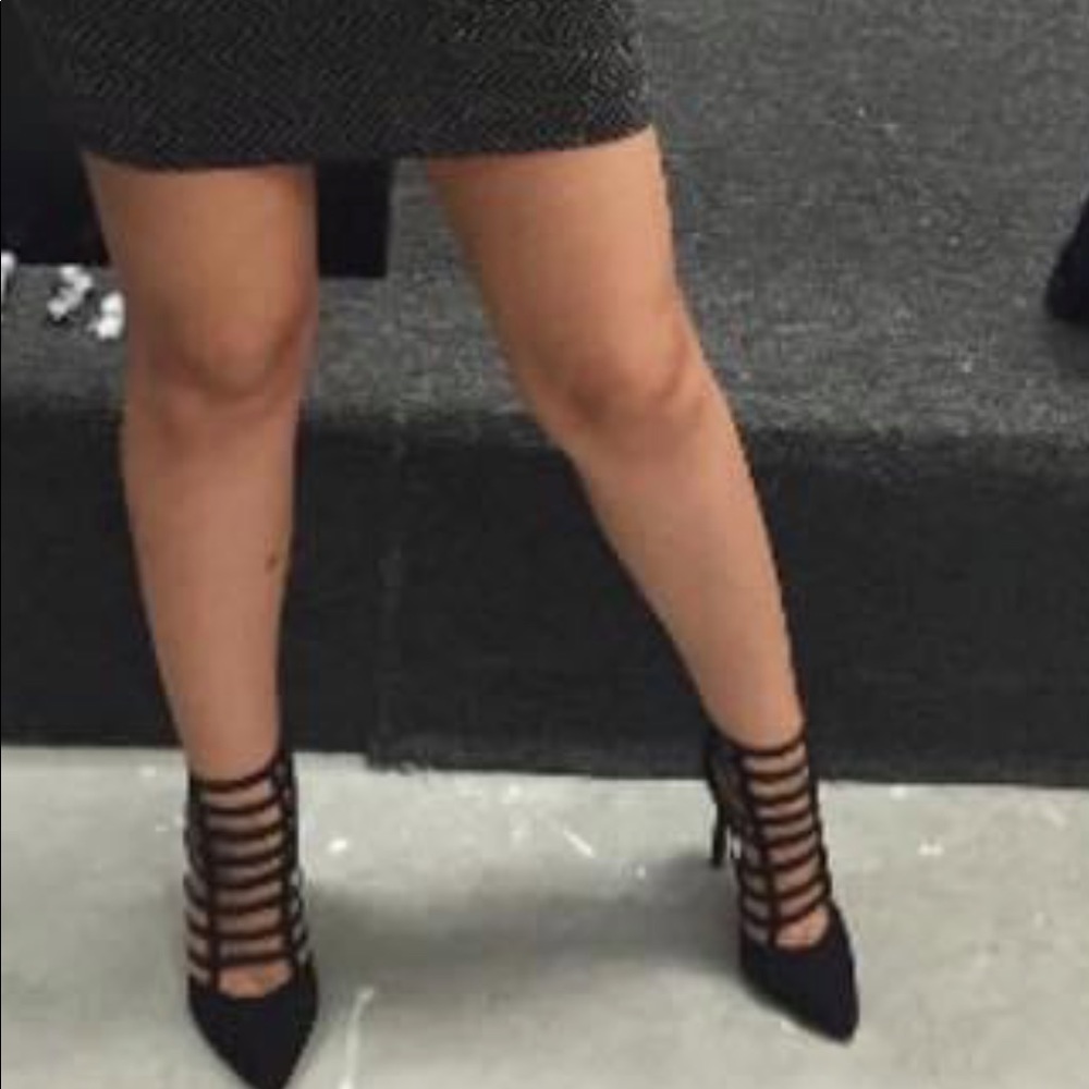 Simone Black heels-LAST ONE - Picture 5 of 9